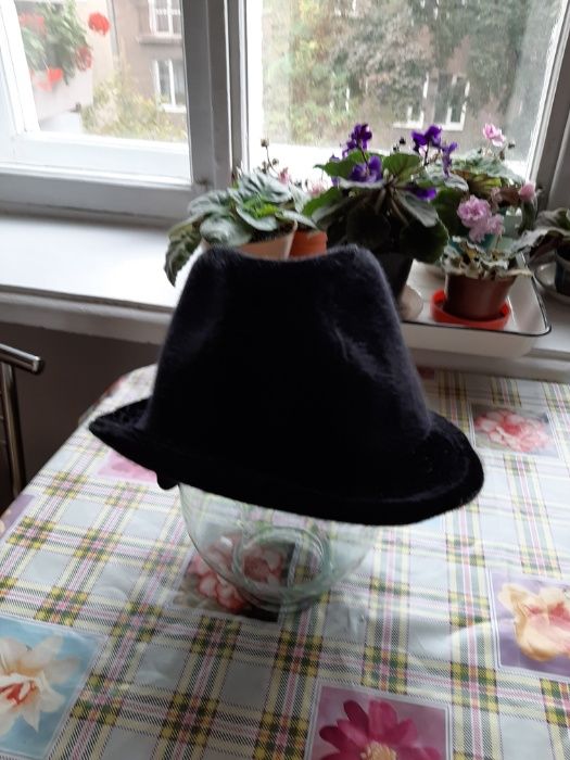 Шляпа велюровая женская размер S
