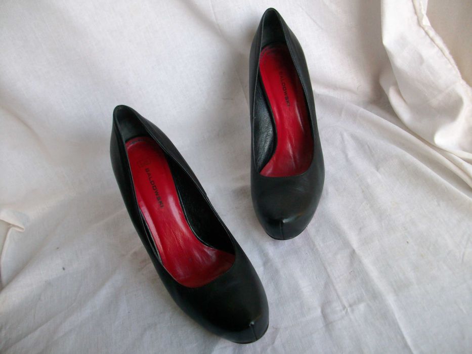 Baldowski skórzane szpilki platforma 40