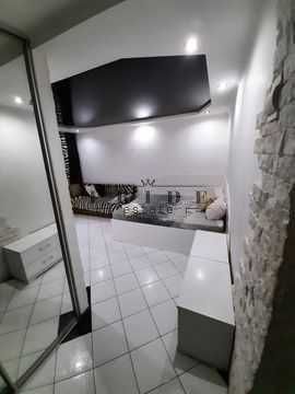 Продається затишна студія 30 м²  6 поверх по вул. Червоної Калини, 4а