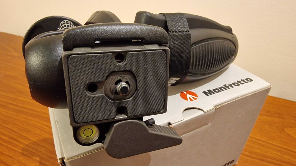 Głowica Manfrotto 327RC2 typu joystick duża, płytka 200PL/RC2