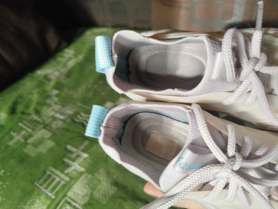 Кросівки дитячі 31р.