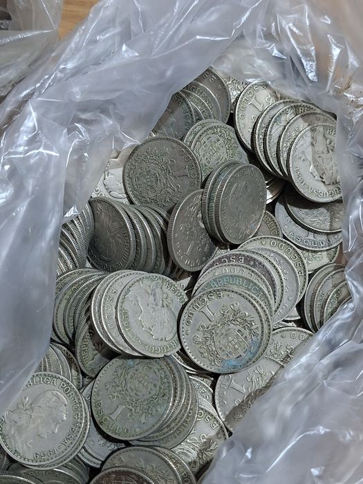 Moedas varias ao kilo
