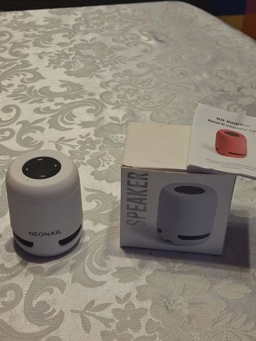 Głośnik bezprzewodowy,bluetooth Neonail,stan dobry.