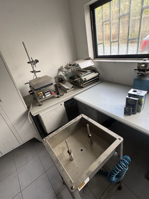 Máquinas para linha de engarrafamento de liquidos (azeite)