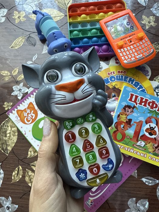 Іграшки для маляти, Том телефон, книги цифри, попіт, гра колечка