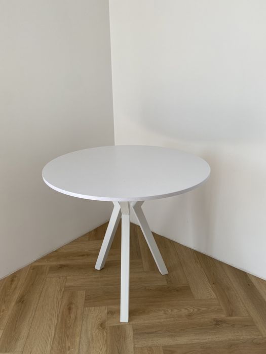 Стіл круглий обідній