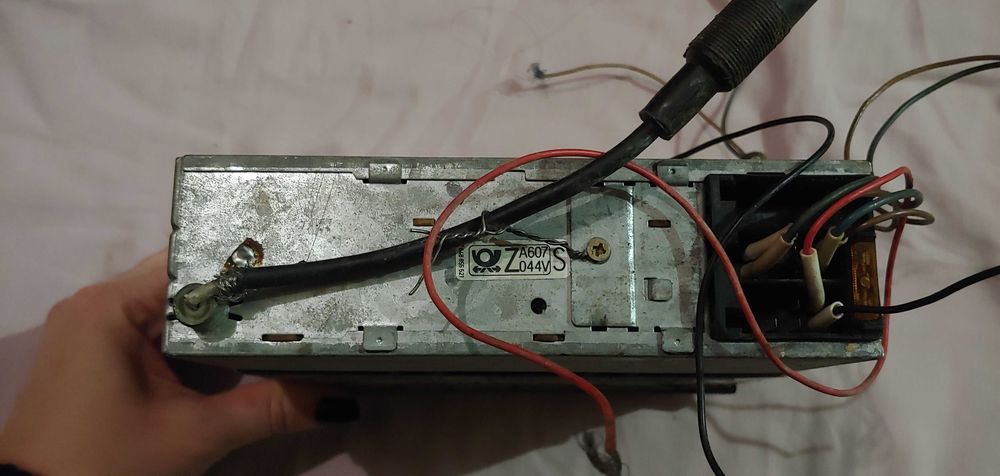 Автомагнитола Opel SC 202B 90 274 453 под ремонт или на запчасти