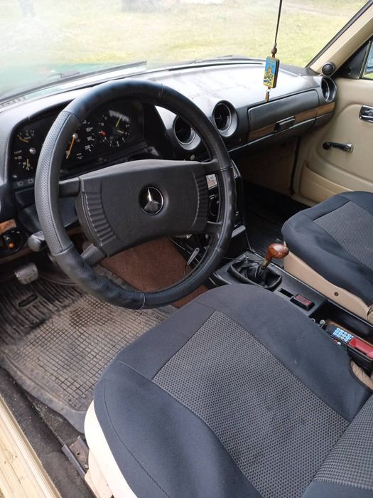 Продам мерседес 123