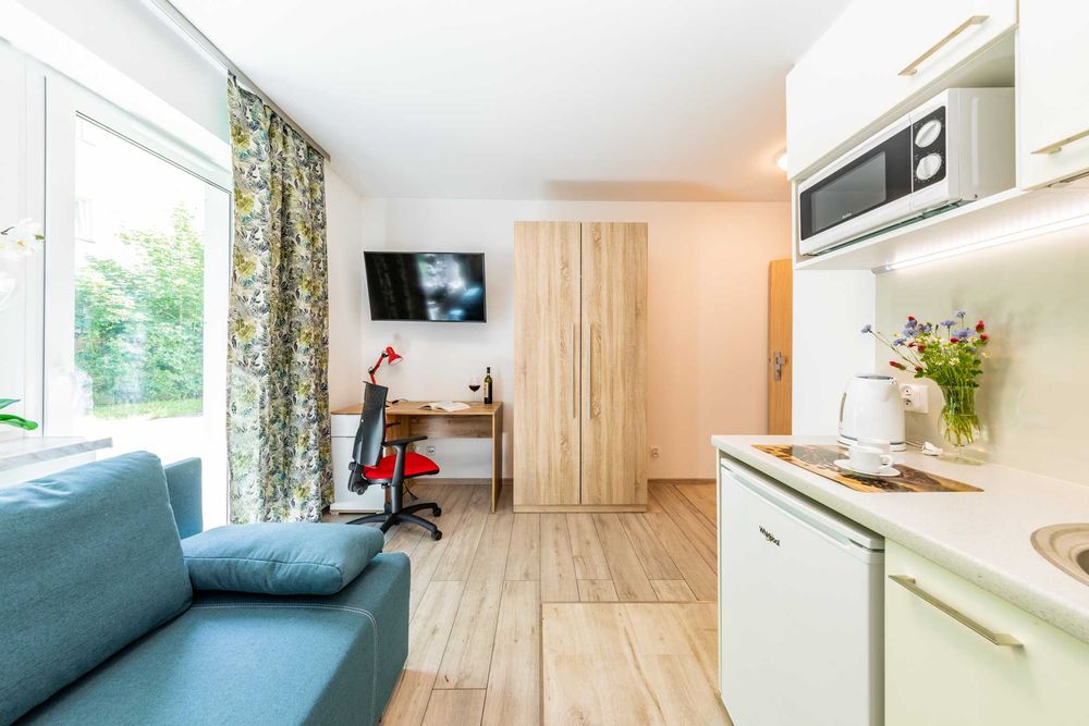 Prywatny miniapartament dla 1 osoby | Katowice Ligota | 4 min od SUM | własna łazienka, aneks, ogród, parking
