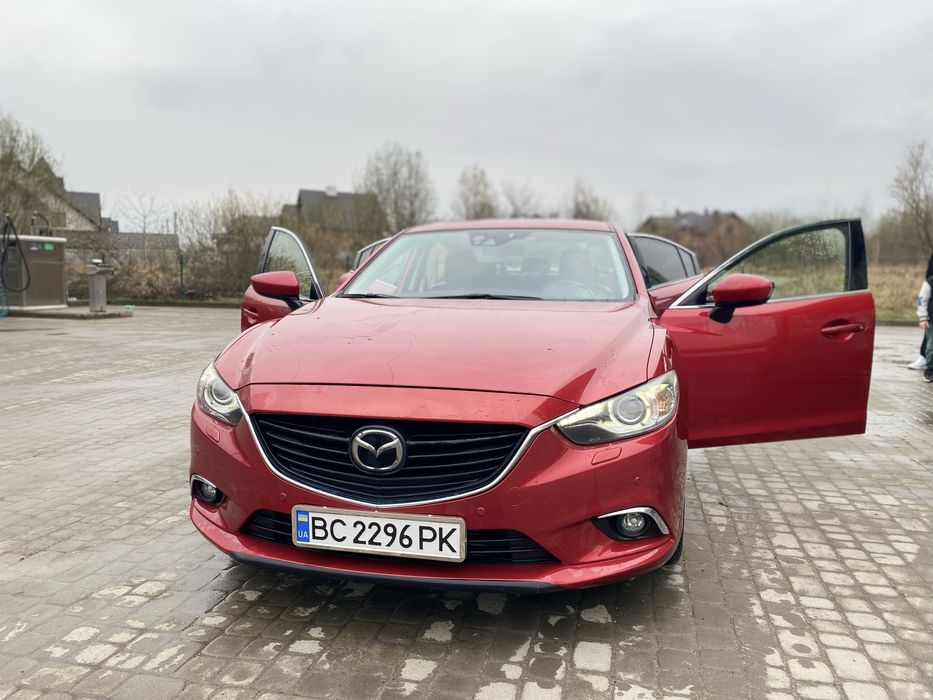 Автомобіль Mazda 6 2012