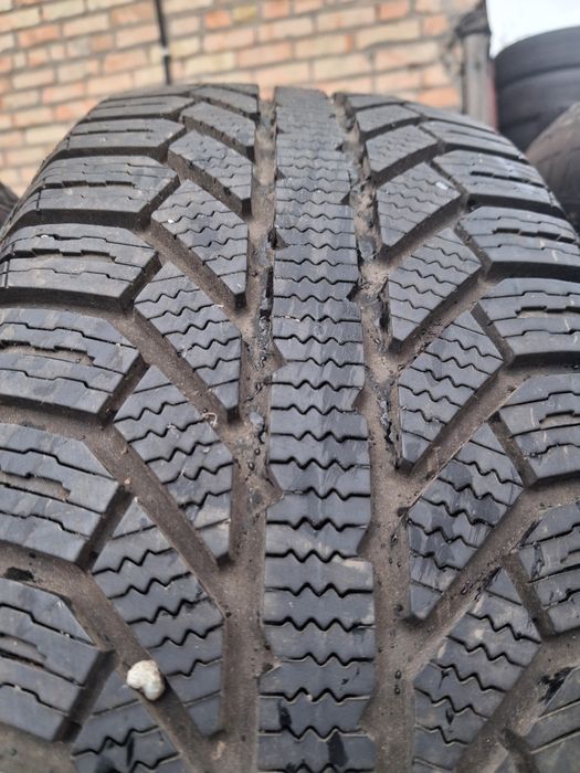 распаровка 185/60 R15 Semperit зима б/у