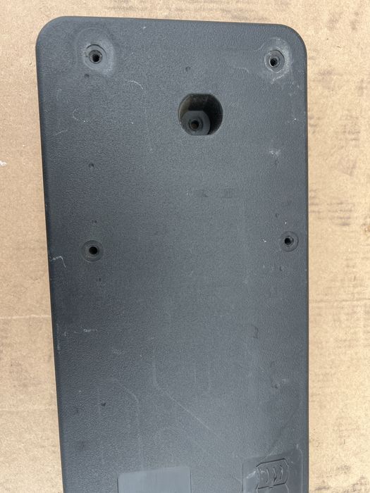 Подіум під номер переднього бампера Mercedes EQS AMG, x296 кузов