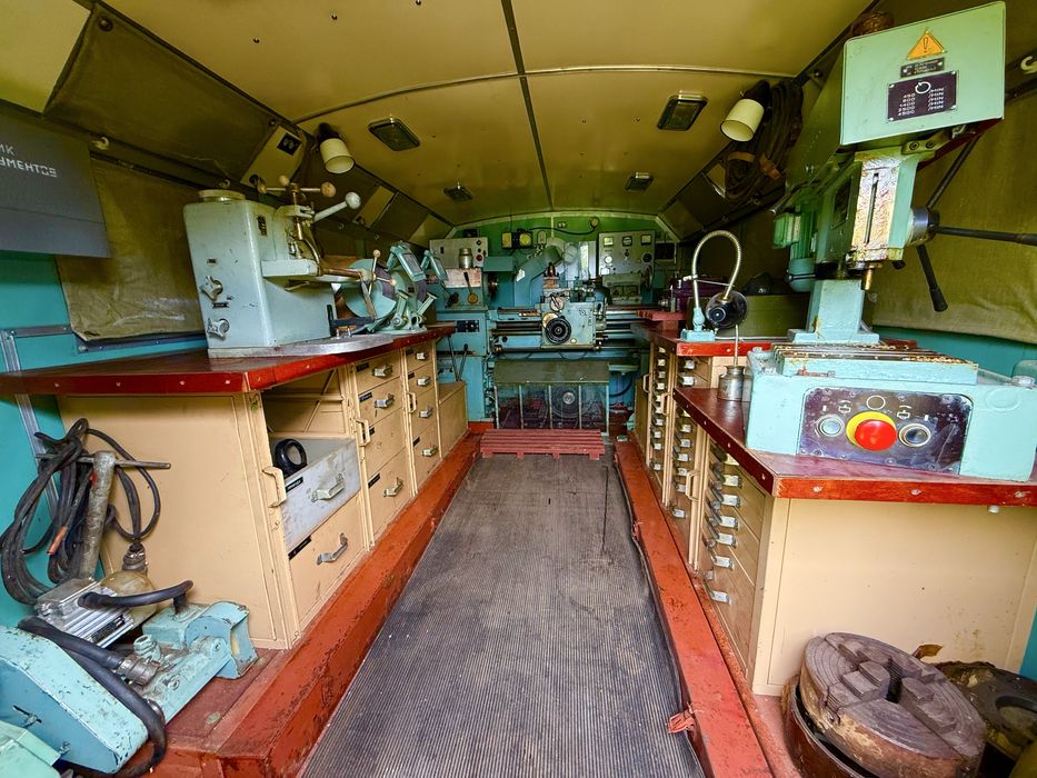 Кунг Майстерня МРМ Токарний станок ИТ-1М