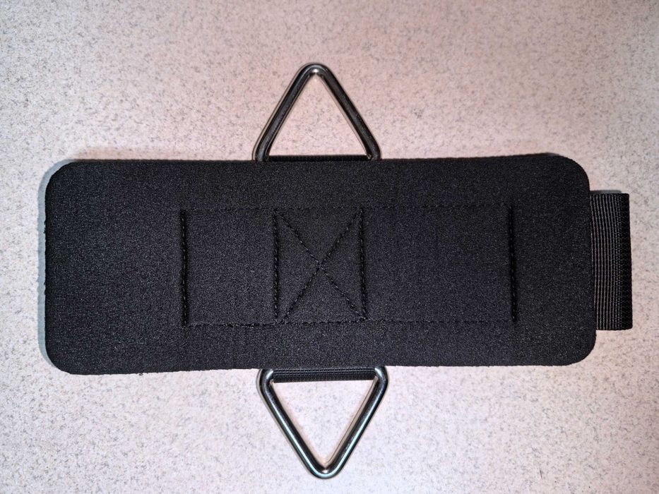 Neoprenowe paski na nadgarstek do treningu siłowego maszyn kablowych