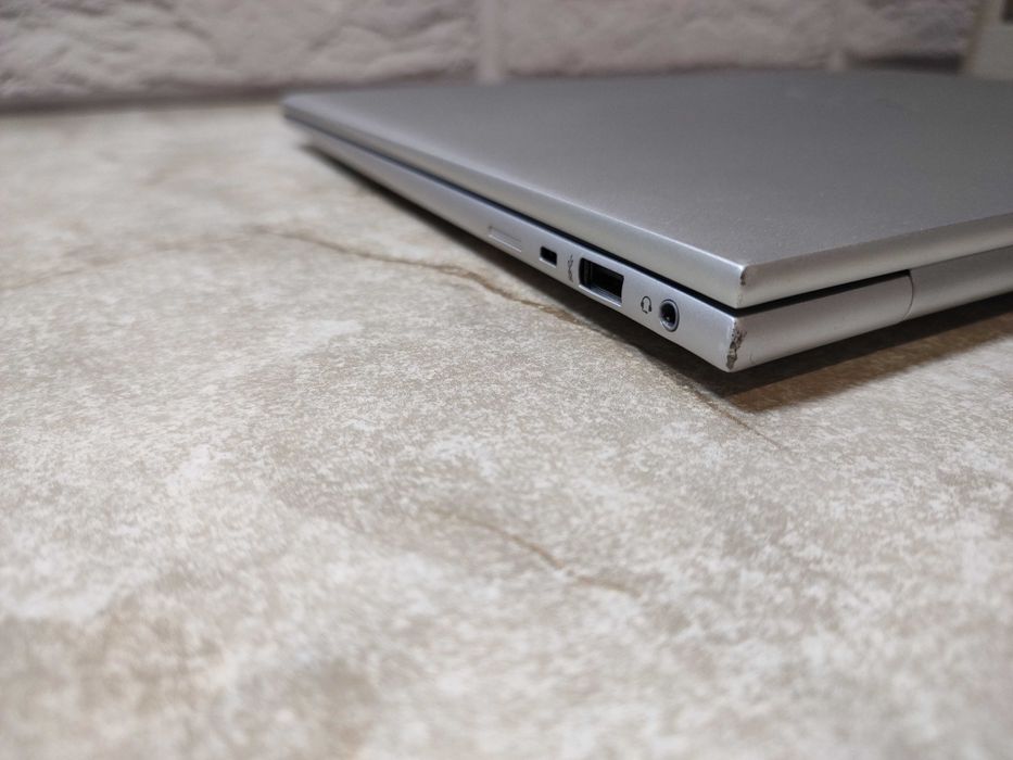 HP EliteBook 860 G10 IPS 16 Intel® Core™ i5-1335U 16GB DDR5 256GB SSD