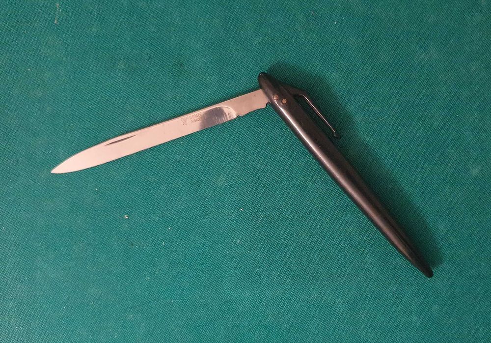 Lindíssimo e raro Abre cartas em inox, Gomez Albacete, Anos 70