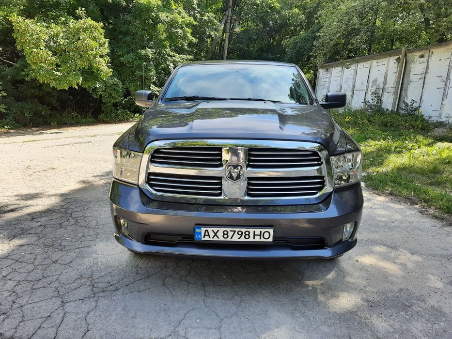 Продам Dodge RAM 1500 2018 г.в.