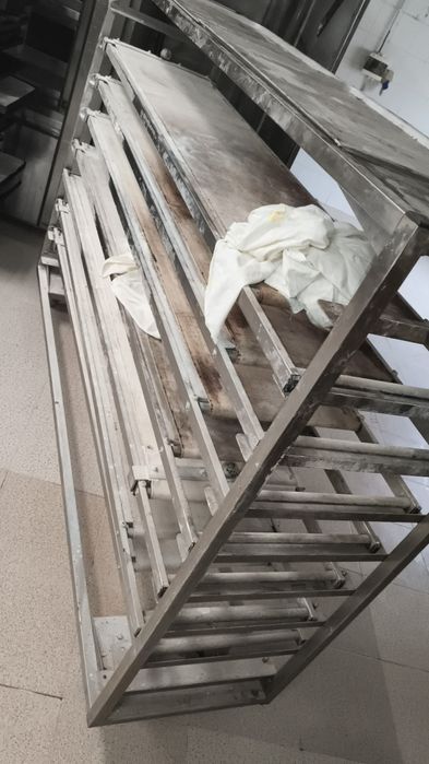 Forno ramalhos - 3 lares - Semi Novo / 43 tabuleiros e 3 carros