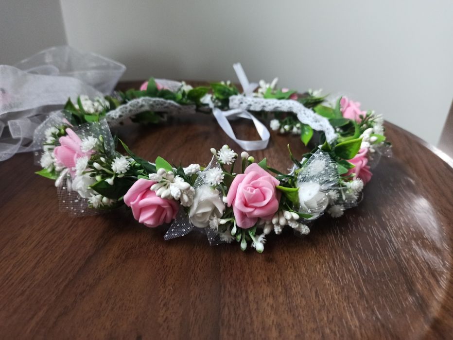 Wianek komunijny lub na inne okazje.sztuczne, żywe