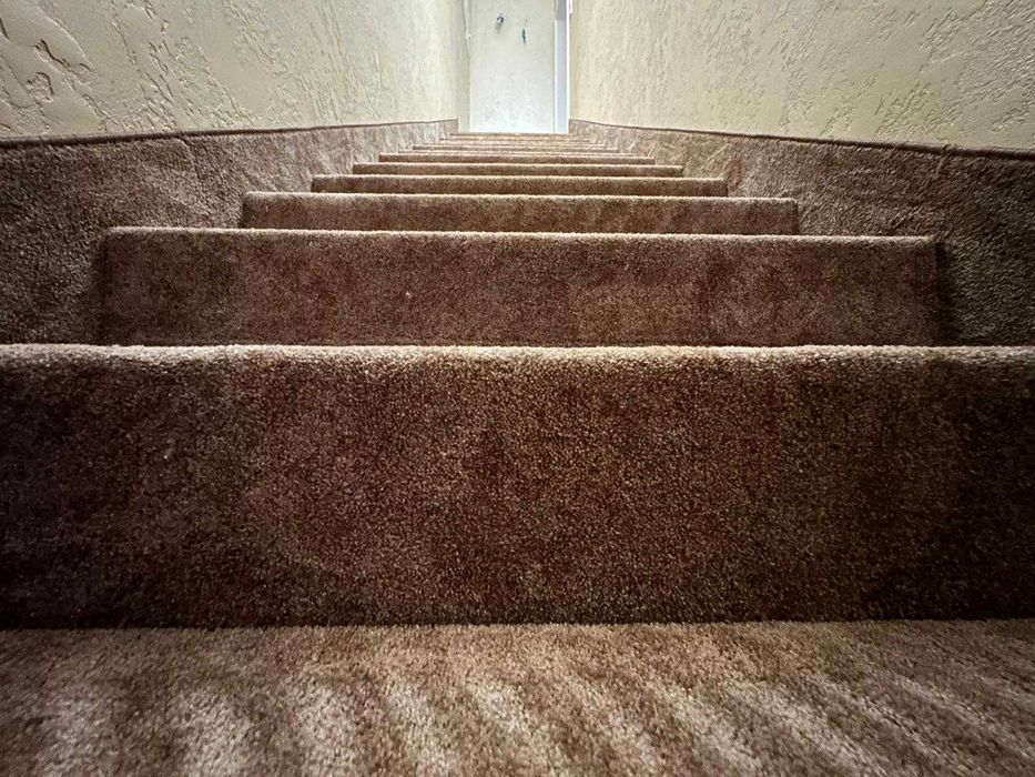 Montaz wykladzim lvt, pcv , dywan itp.