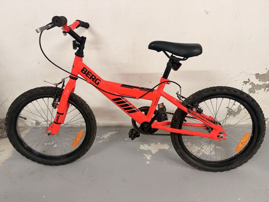Bicicleta  Berg vermelha roda 26