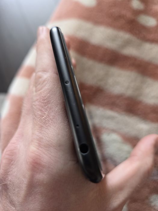 Mi max 2 4/64 в доброму стані