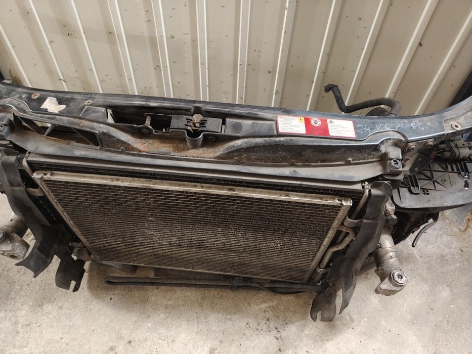 Przedni pas chłodnica chłodnice wiskoza wiatrak moduł audi A4 b6 v6 be