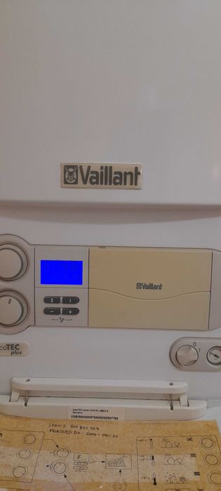 Kocioł  kondensacyjny dwfunkcyjny Vaillant eco Tec plus