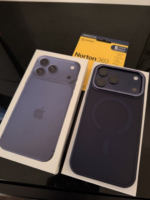 Iphone 17 pro max blue