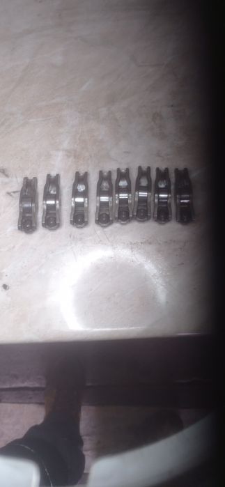 Peugeot partner 1.6 HDI dźwignie zaworowe