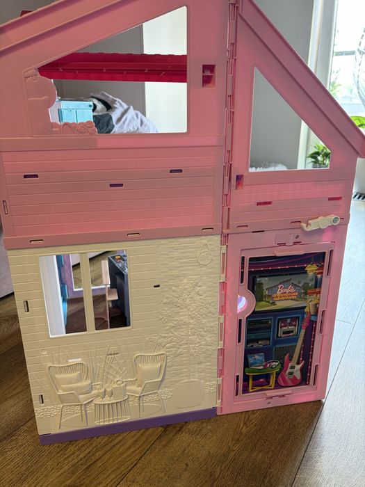 Zestaw Barbie domek wraz z akcesoriami stan bdb -TYLKO ODBIOR OSOBISTY LODZ