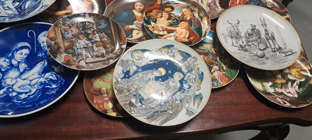 Pratos de Natal Vista Alegre, vários anos vários preços