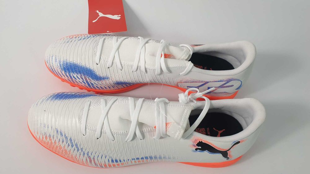 Puma turfy Future 8 Play TT rozmiar 39