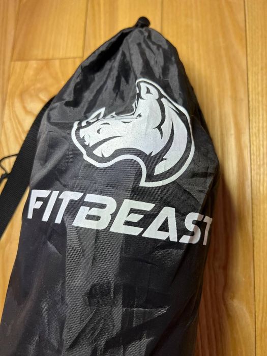 Продаю новий масажний ролик FITBEAST