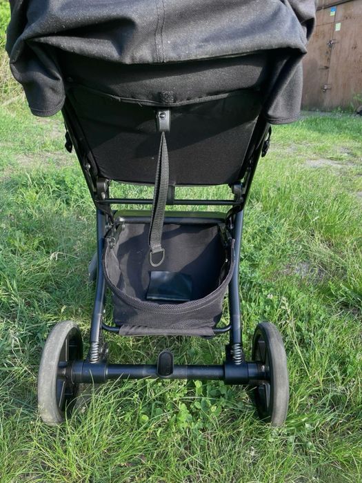 Прогулянковий візочок Cybex beezy