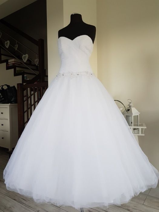 Suknia ślubna biała