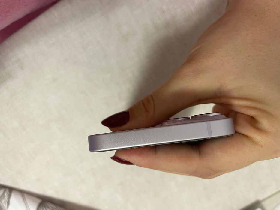 iPhone 14 128GB Roxo