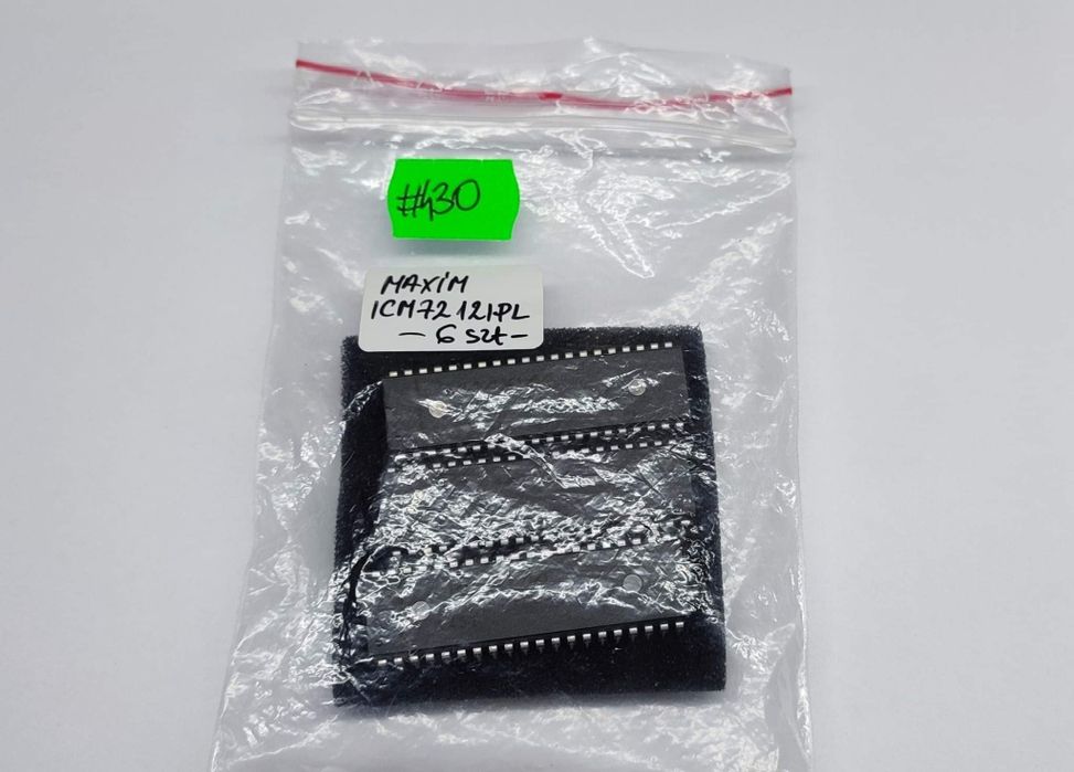 #430   ICM7212IPL / ICM7212 IPL Maxim