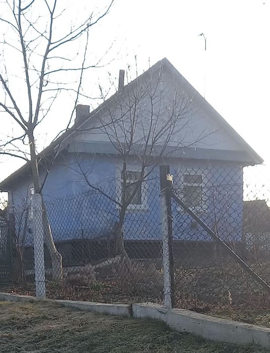 Продається хата .
