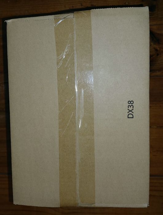 Hot Toys 1/6th Scale Jack Sparrow (Deluxe Version) Dead Man Tell No Tales (DX38) MISB