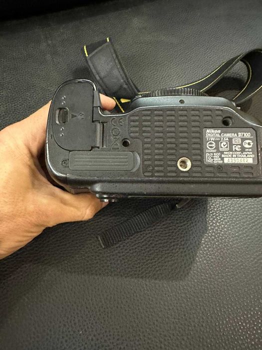 Nikon D7100 24M (apenas corpo