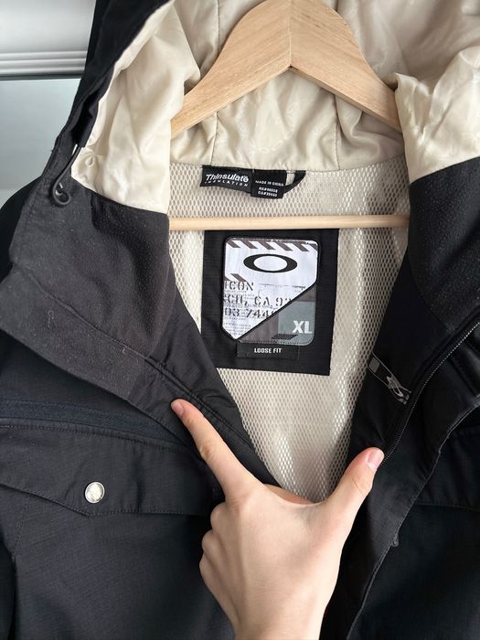 Оригінал! Oakley гірськолижна куртка утеплена Розмір XL ідеал! Є юбка!