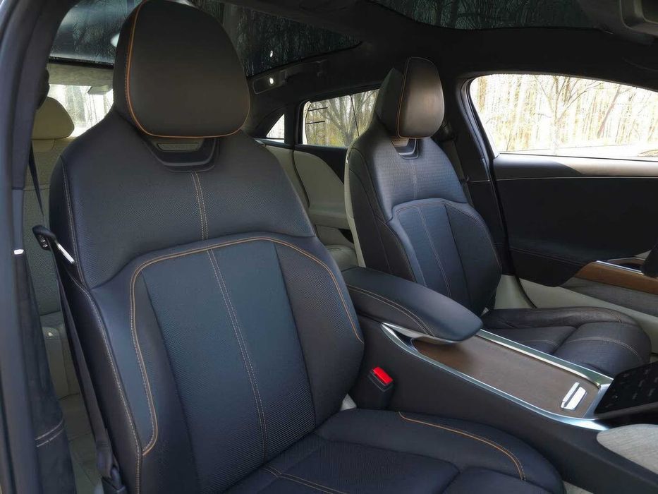 Lucid Air Grand Touring      2022
