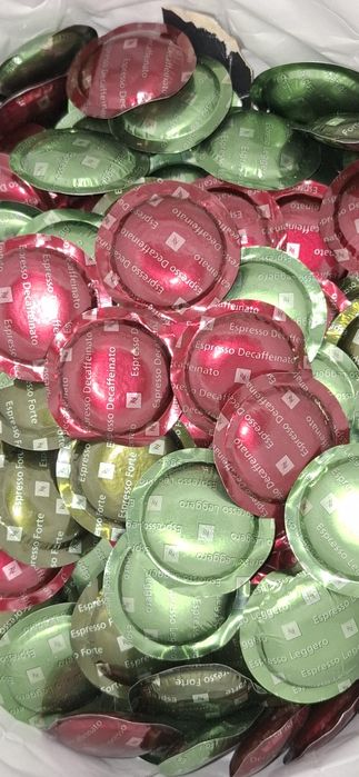 Máquina Nespresso Gemini CS 220 Pro - Como Nova + 200 Cápsulas