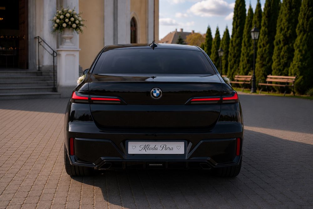 Auto do Ślubu BMW Seria 7 | Wynajem z Kierowcą