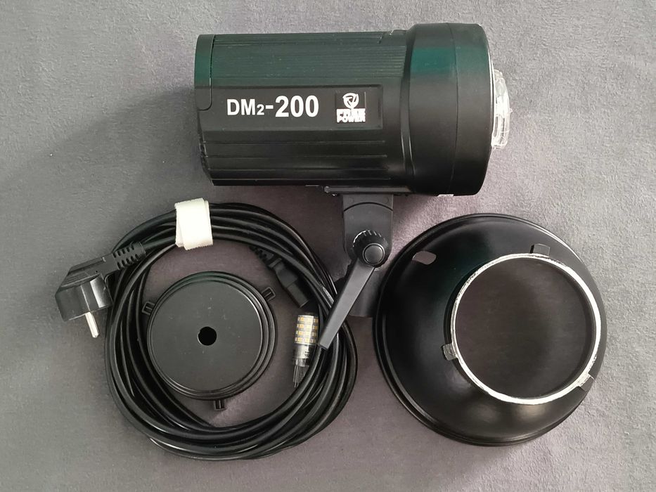 Lampa błyskowa studyjna Free Power DM200