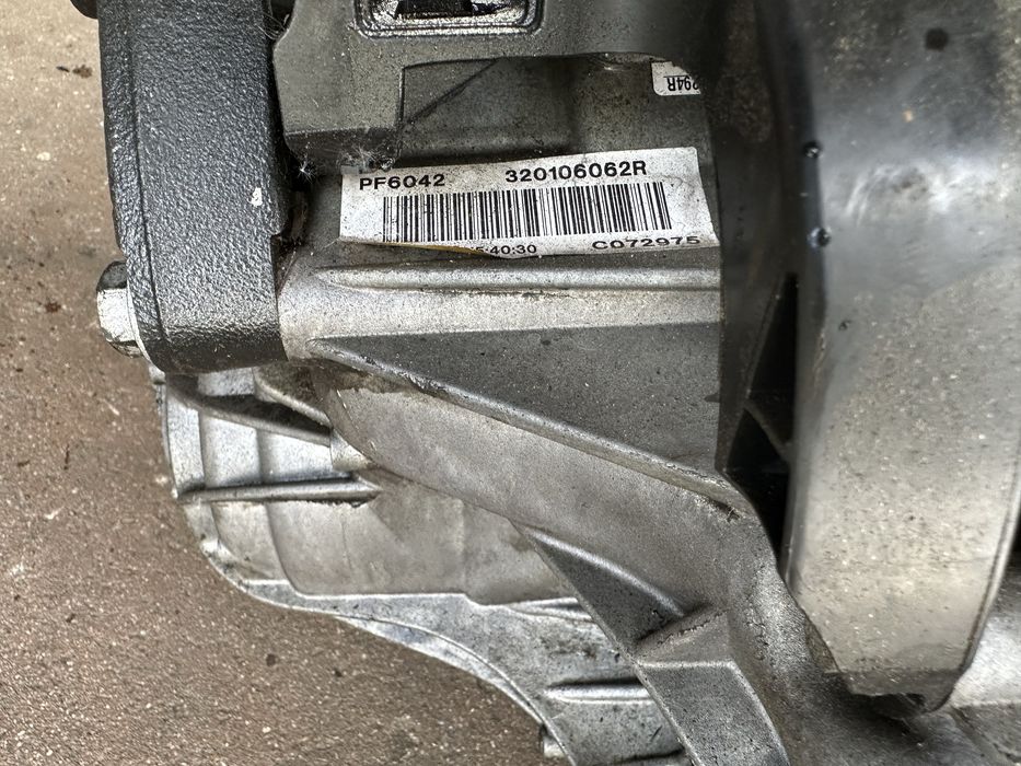 Caixa de velocidades Renault Master 2.3 DCI PF6042