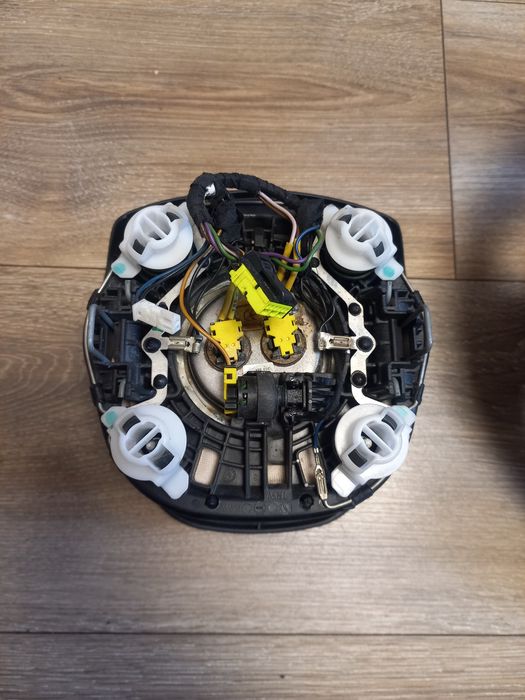 Кермо BMW 3(F30-F31)2013-2019 62562150E