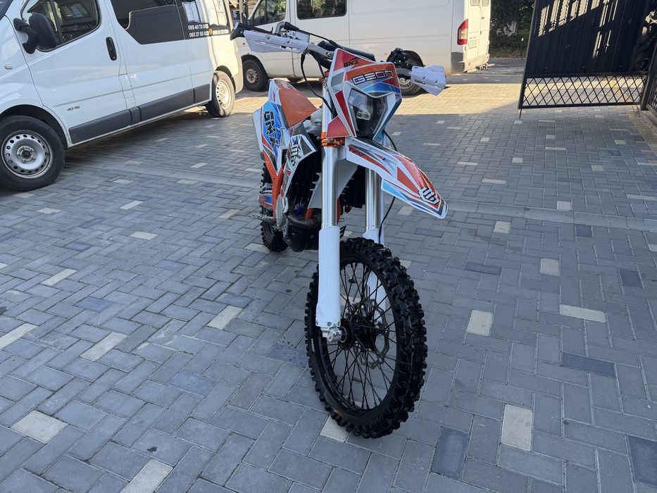 Geon GNX 250 інжектор