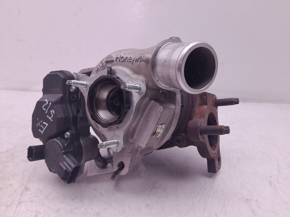 Turbo / compressor TOYOTA Auris Touring Sports (_E18_)